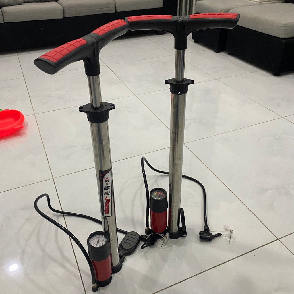 Ống Bơm Xe Đạp Có Đồng Hồ Loại To