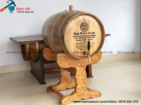 Thùng đựng rượu gỗ sồi 100 lít có chân giá trạm khắc Thùng đựng rượu gỗ sồi 100 lít có chân giá trạm khắc