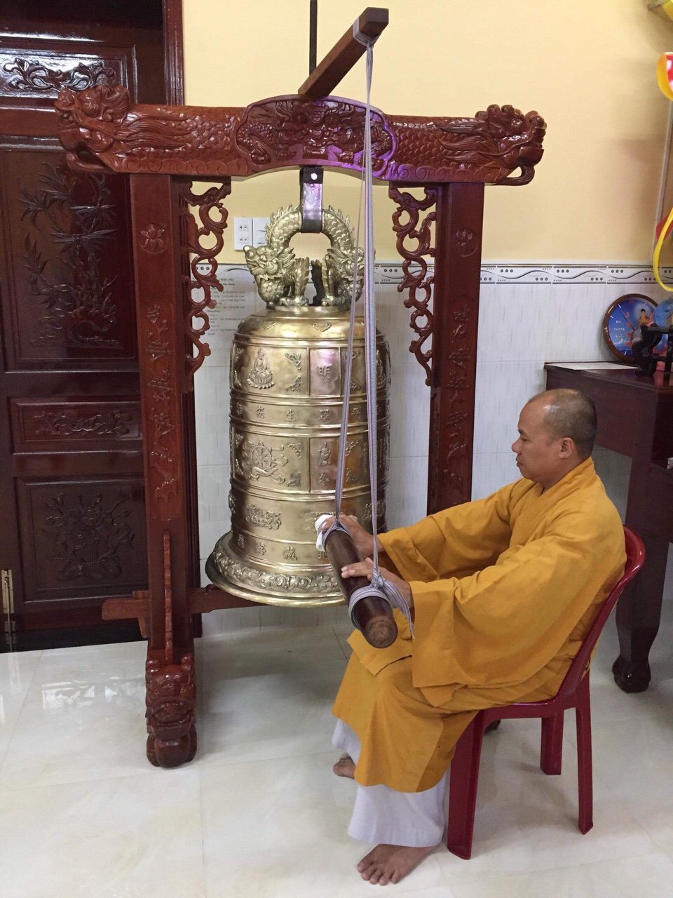 Âm Thanh Chuông Trống Bát Nhã – Nhịp Đập Thiêng Liêng Của Cửa Thiền Âm Thanh Chuông Trống Bát Nhã – Nhịp Đập Thiêng Liêng Của Cửa Thiền