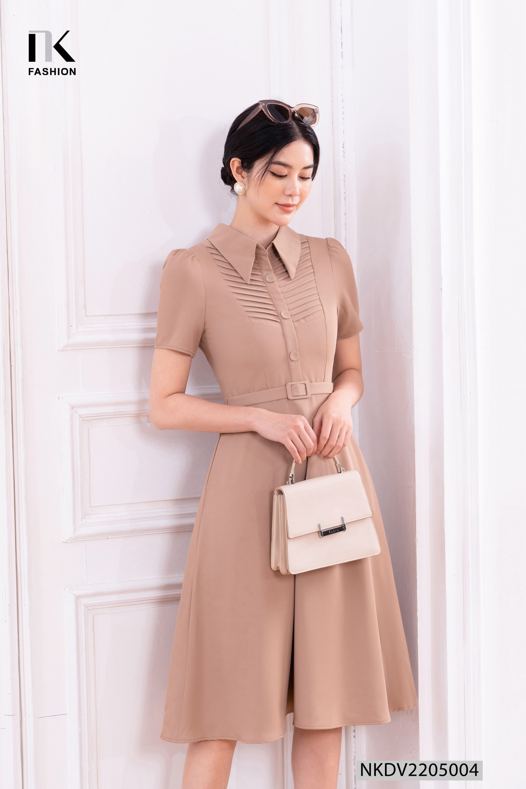 Đầm Nữ Cổ Đức NK Fashion Dáng Xòe Thiết Kế Bấu Mí Chéo, Chất Vải Hàn