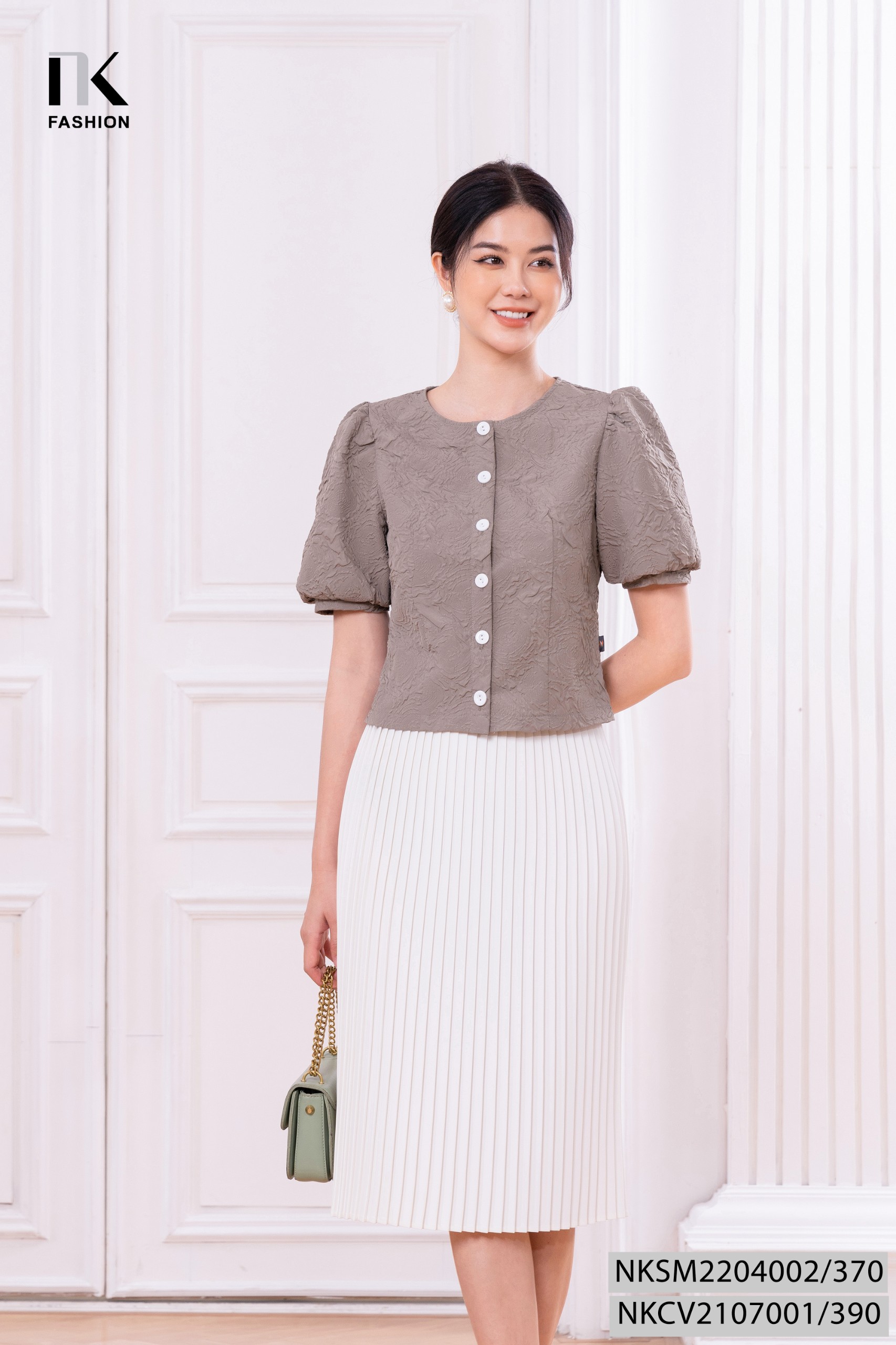 Áo Sơ Mi Nữ Nk Fashion Hoa Dập Nổi Thiết Kế Tay Bồng Thanh Lịch Chất