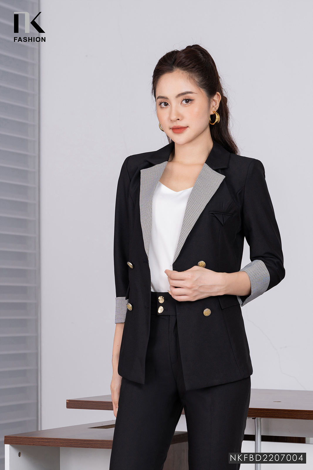 Áo Vest Khoác Nữ Blazer Sọc Caro Dài Tay - TFA102 - Tiên Fashion