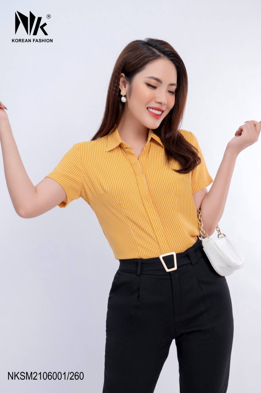 Sơ Mi Cổ Đức Kẻ Cộc Tay NKSM2106001 Sơ Mi Cổ Đức Kẻ Cộc Tay Nksm2106001