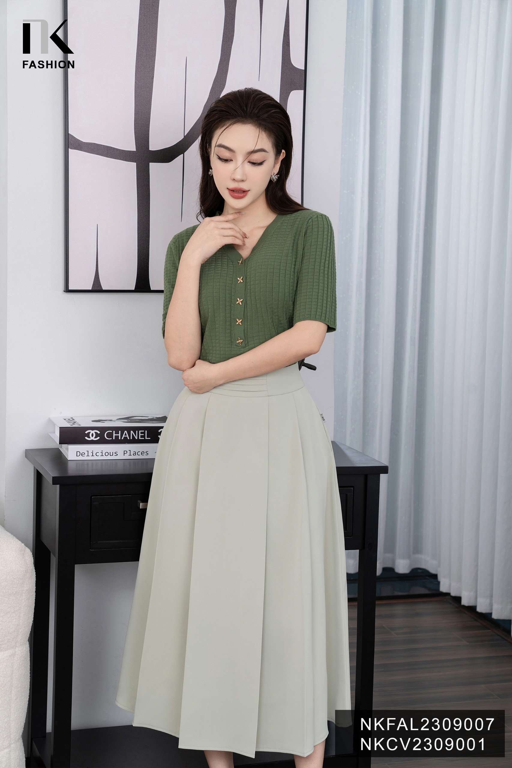 Set Váy Chữ A Cổ Yếm Tay Bồng Thanh Lịch V132 - Cloudy Dress