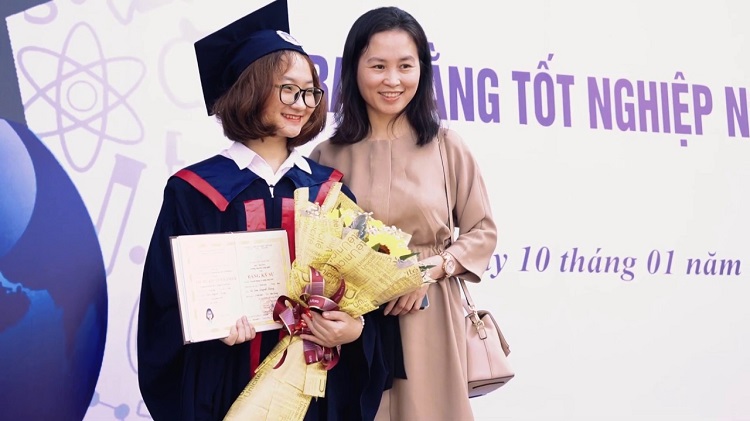 10 lý do nên quay phim nhận bằng tốt nghiệp