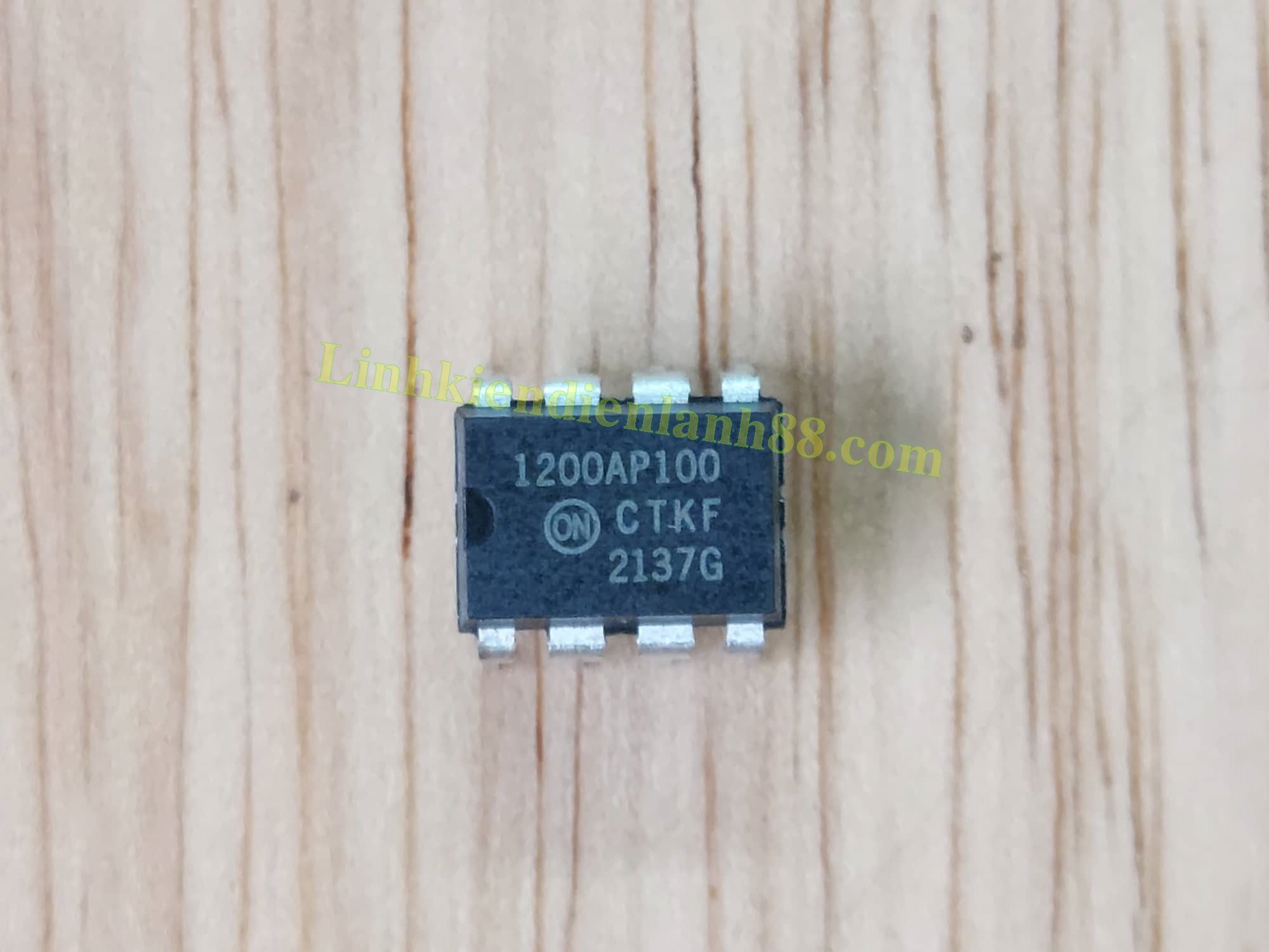 NCP1200AP100-1200AP100-1200P100 Integrated Circuit - DIP 8 NCP1200AP100-1200AP100-1200P100 Integrated Circuit - DIP 8
