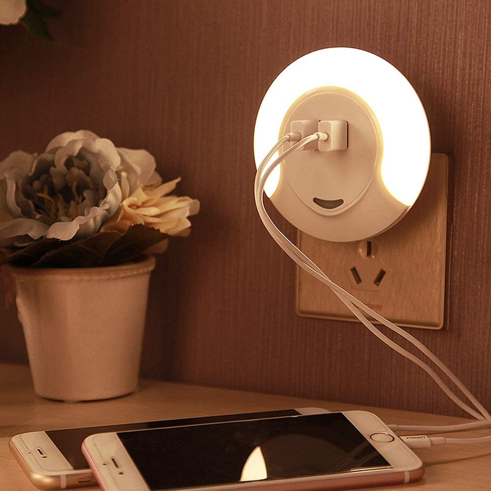 ĐÈN NGỦ LED KÈM 2 CỔNG USB  TM-002 DOBO KOREA