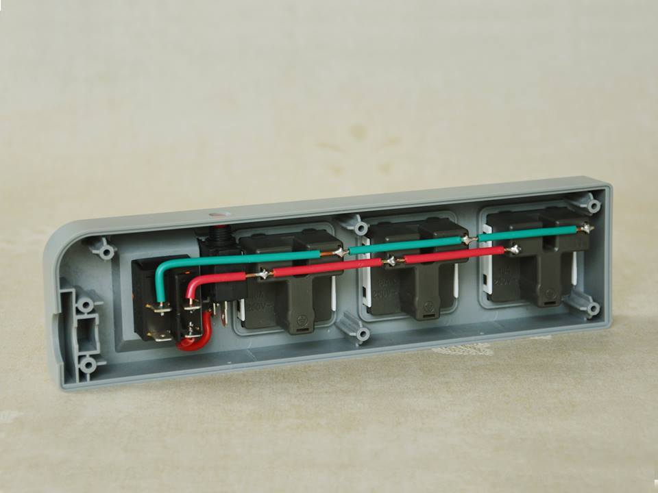 Ổ CẮM KÉO DÀI U8053M 16A