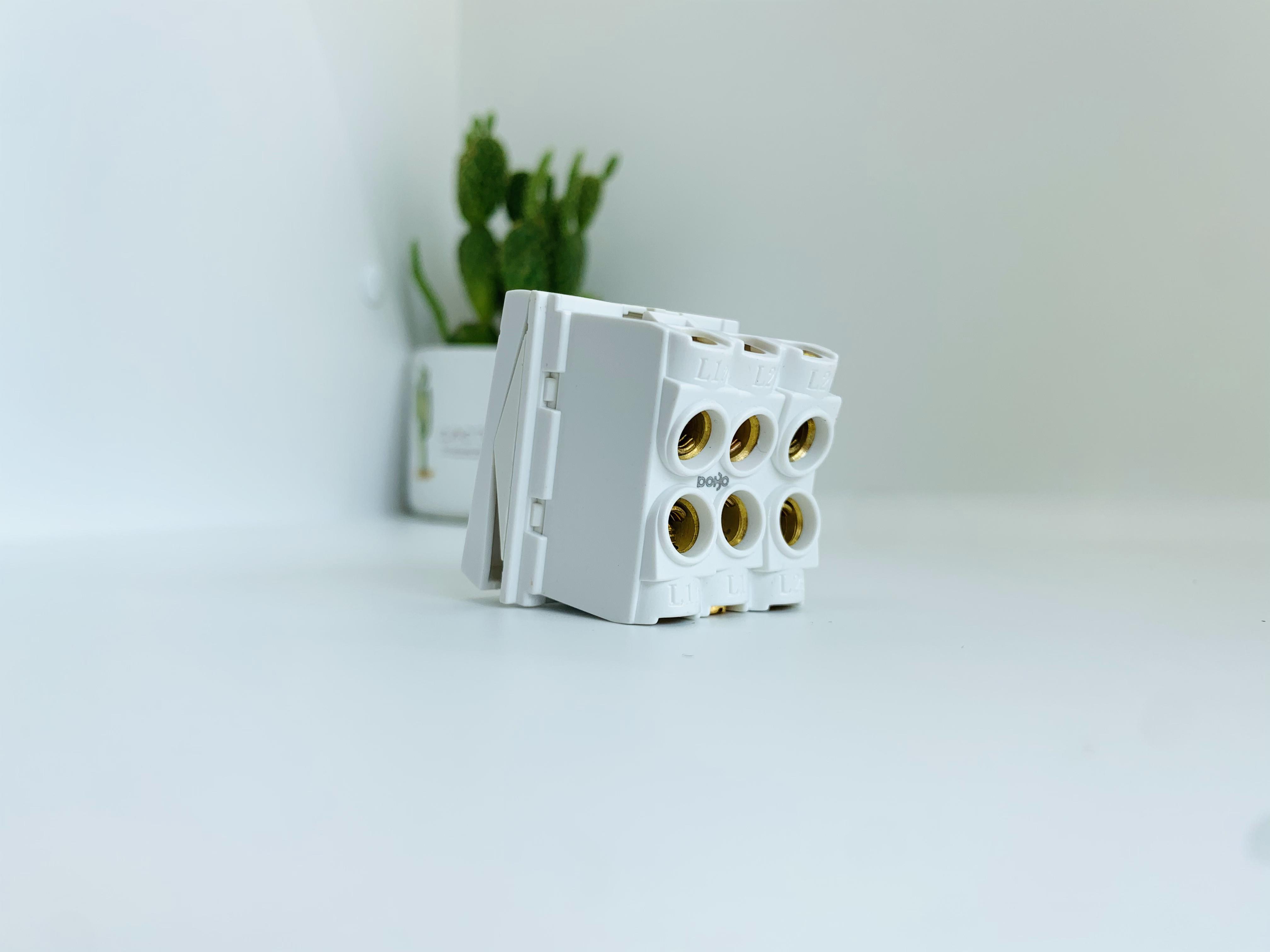 Hạt công tắc đôi đảo chiều A50 - 88516