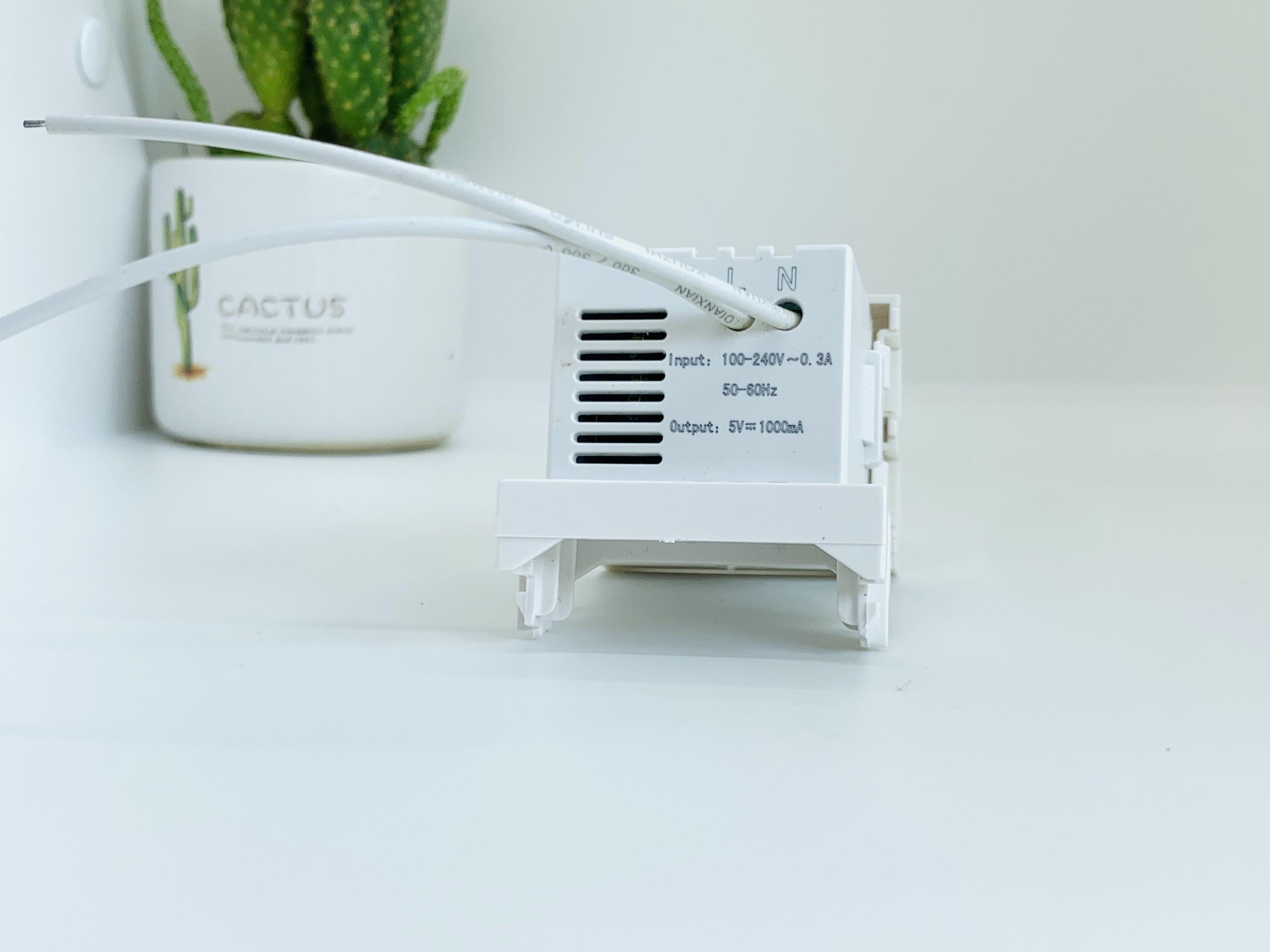 Hạt ổ cắm USB 1A A50 - 88530