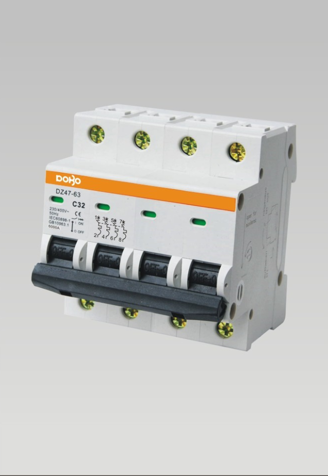 APTOMAT MCB  DZ47-88804P