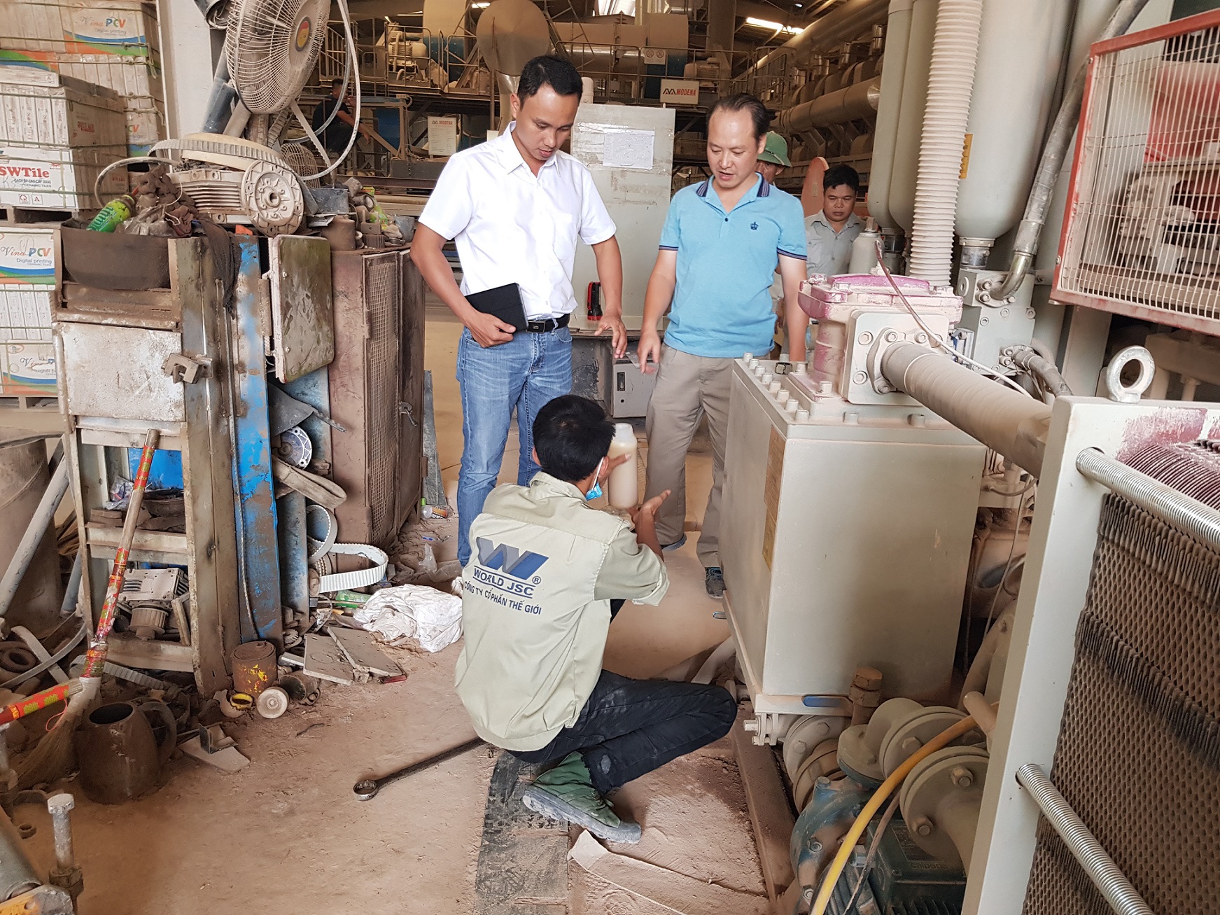 Tư vấn kỹ thuật cho máy ép gạch
