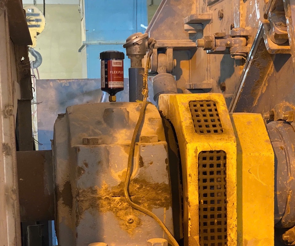 Thách thức: Bôi trơn cho Máy Nghiền