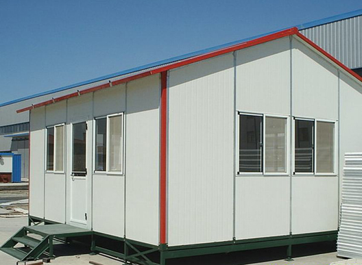 Houses built using lightweight materials assembled