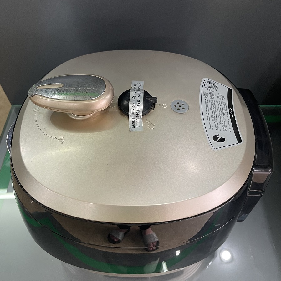 Nồi áp suất Kangaroo KG289 - Hàng trưng bày thanh lý