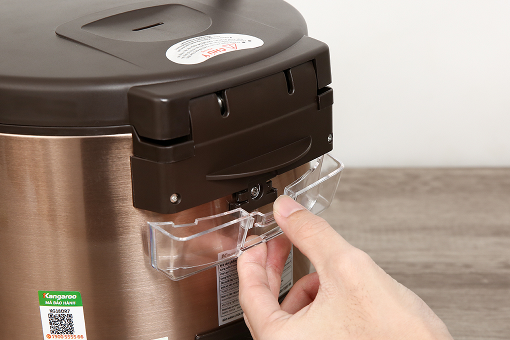 Nồi cơm điện tử Kangaroo 1.8L KG18DR7