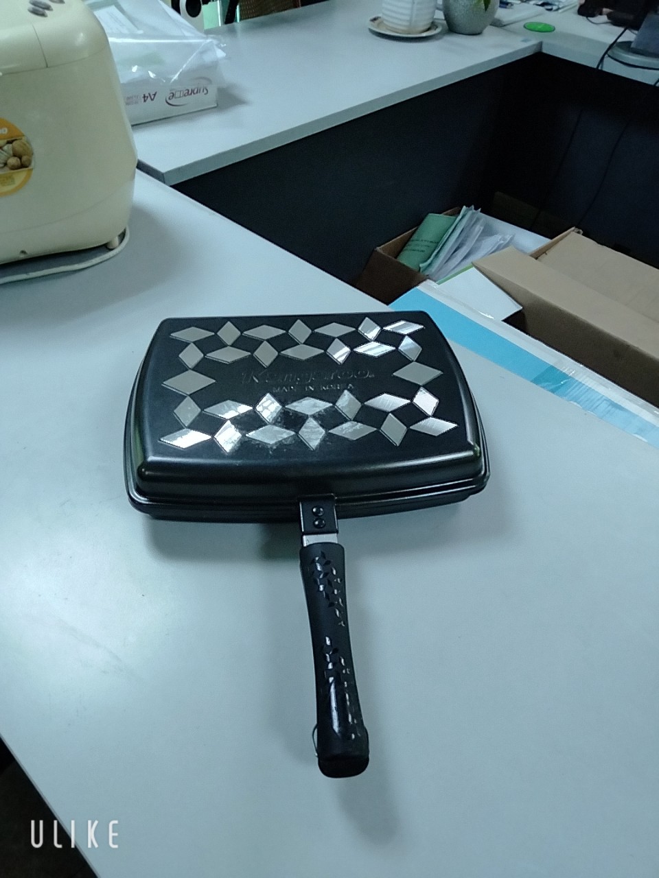 Chảo hai mặt Kangaroo KG303 - Hàng trưng bày thanh lý