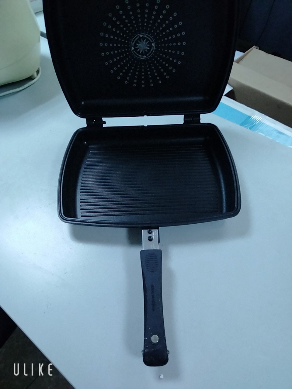 Chảo hai mặt Kangaroo KG303 - Hàng trưng bày thanh lý