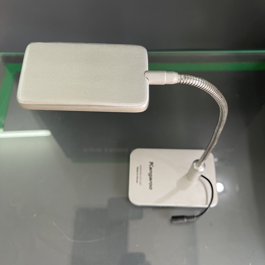 Đèn Led để bàn Kangaroo KG730 - Hàng trưng bày thanh lý