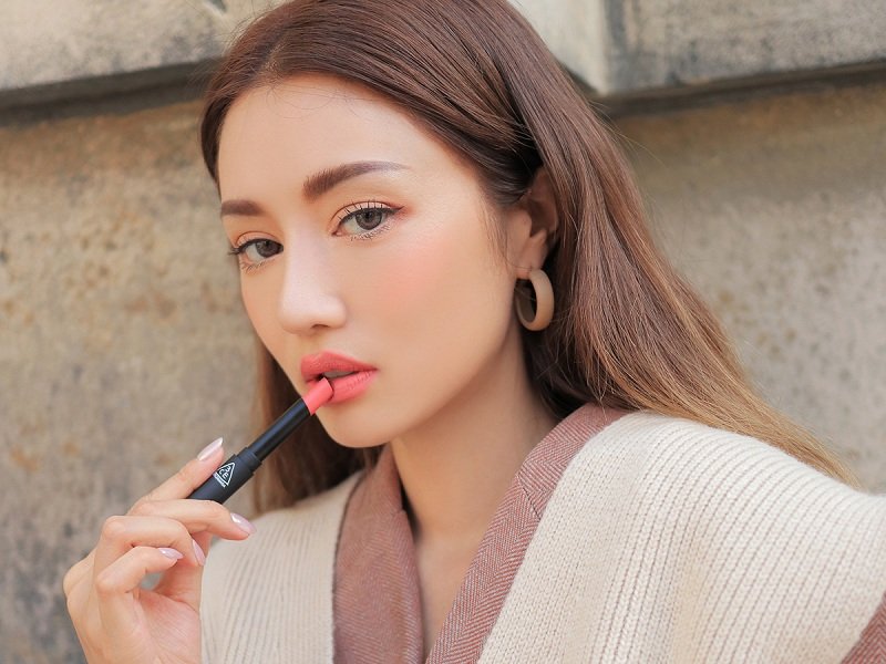 3 tông son đẹp rụng rời mà sao Hàn luôn ưu ái mùa Đông 3 tông son đẹp rụng rời mà sao Hàn luôn ưu ái mùa Đông