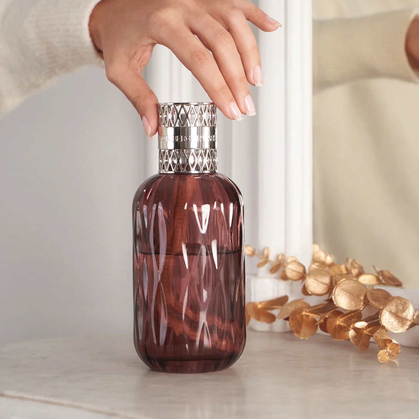 Maison Berger - Bộ đèn xông tinh dầu Quintessence Purple  - 2 món - 380ml