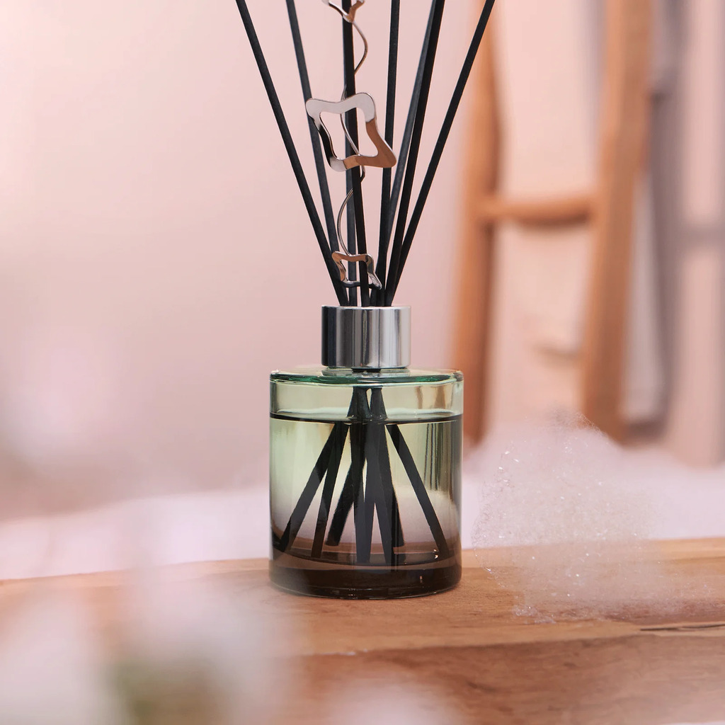 Maison Berger - Lọ tinh dầu khuếch tán Lilly Green - 200ml