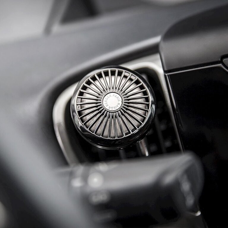 MAISON BERGER - Kẹp tinh dầu xe hơi Wheel Black