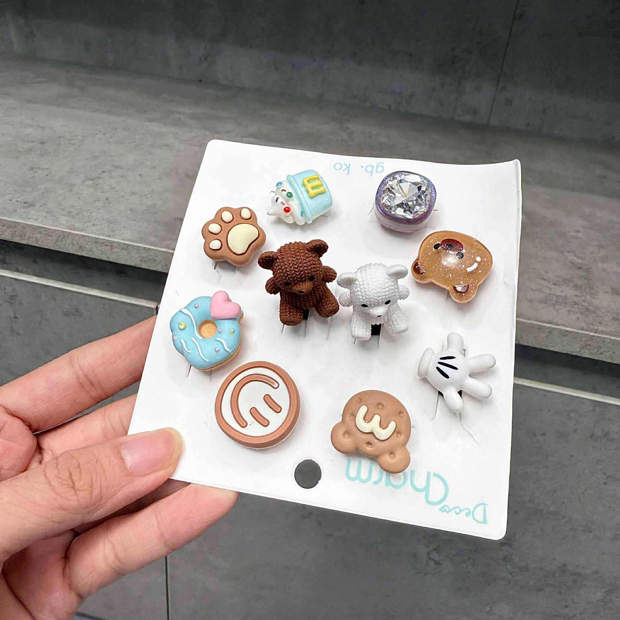 Combo 10 chiếc Jibbitz Crocs, Sticker Gắn Dép, Charm Bearbrick