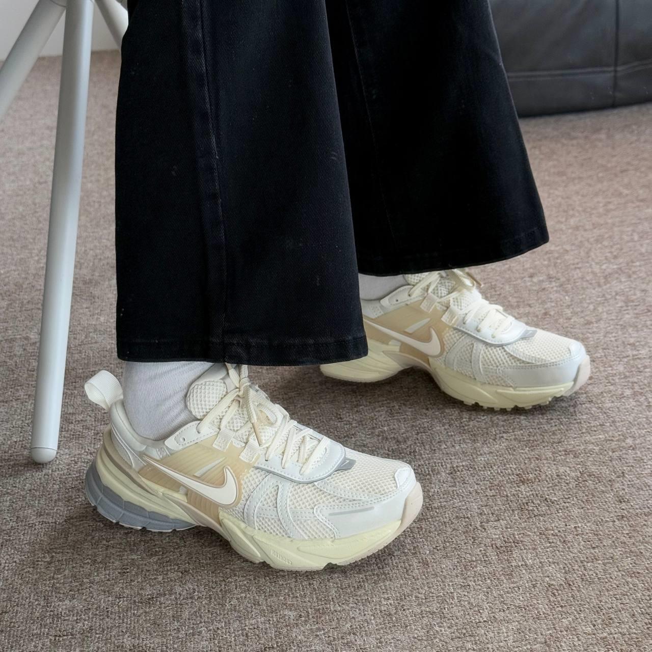 Giày Nike V2K Run Pale Ivory [ HQ1512 110 ]