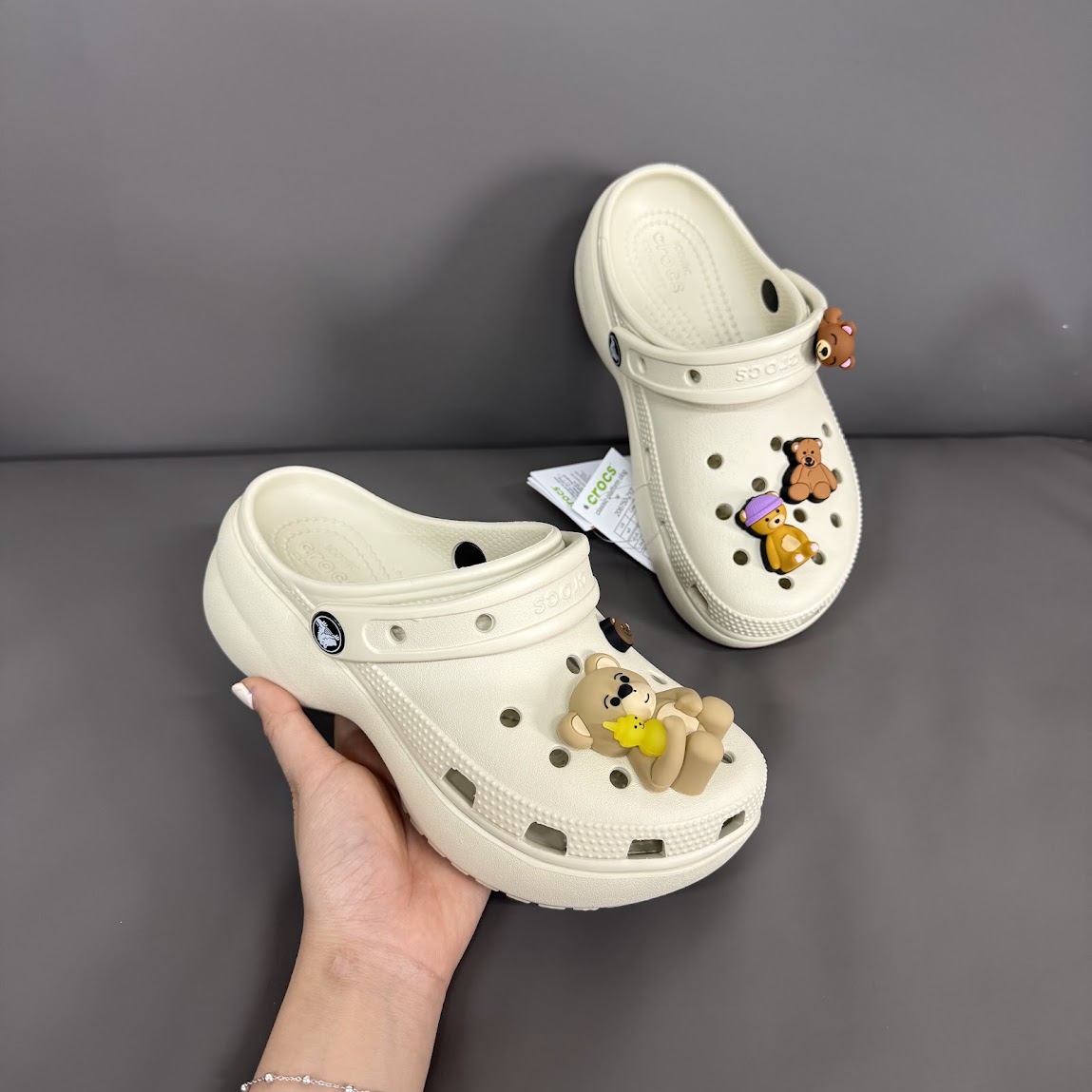 Sục Crocs Platform Classic Bone [ 206750-2Y2 ]