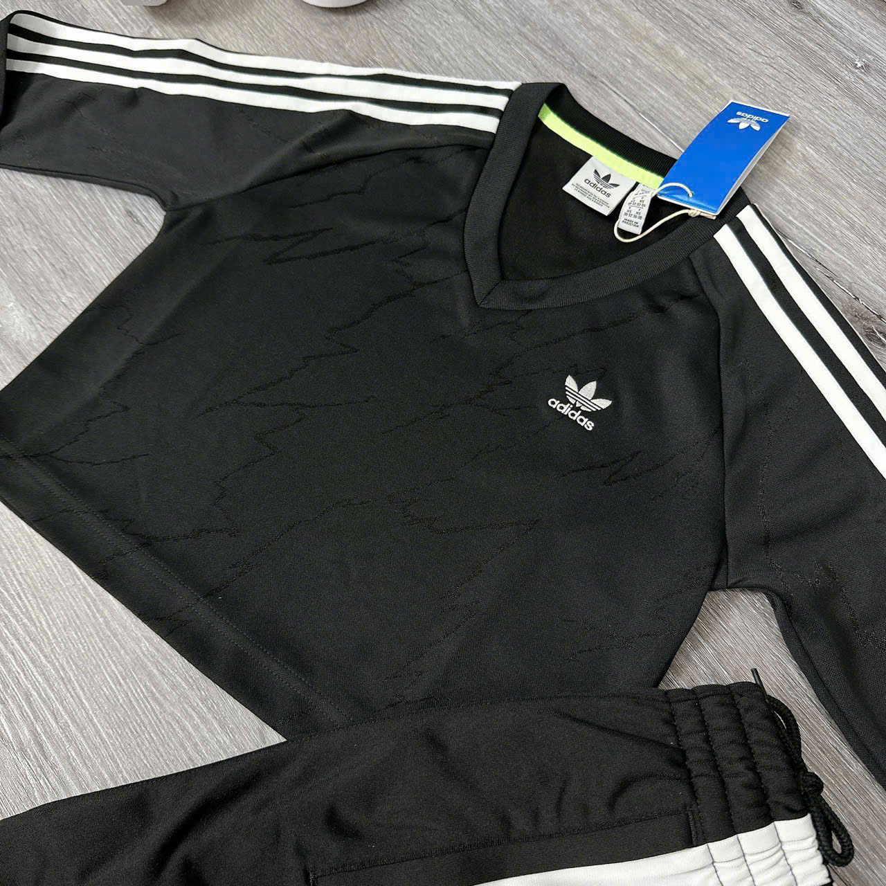 Áo Adidas Jersey Lửng Dài Tay Đen [ IT9707 ]