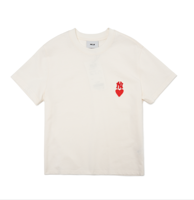Áo Thun MLB Heart Small Logo Comfortable Fit Short Sleeve T-shirt New York Yankees [ 3ATSH1023-50IVS ]