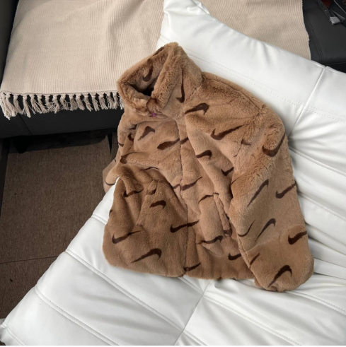 Áo Nike Gray Lifting Hair Warm Small Cloak [ DQ6843 258 ]