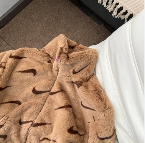 Áo Nike Gray Lifting Hair Warm Small Cloak [ DQ6843 258 ]