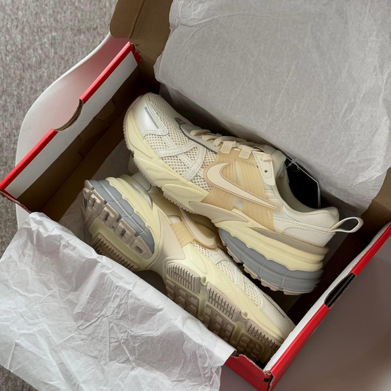 Giày Nike V2K Run Pale Ivory [ HQ1512 110 ]