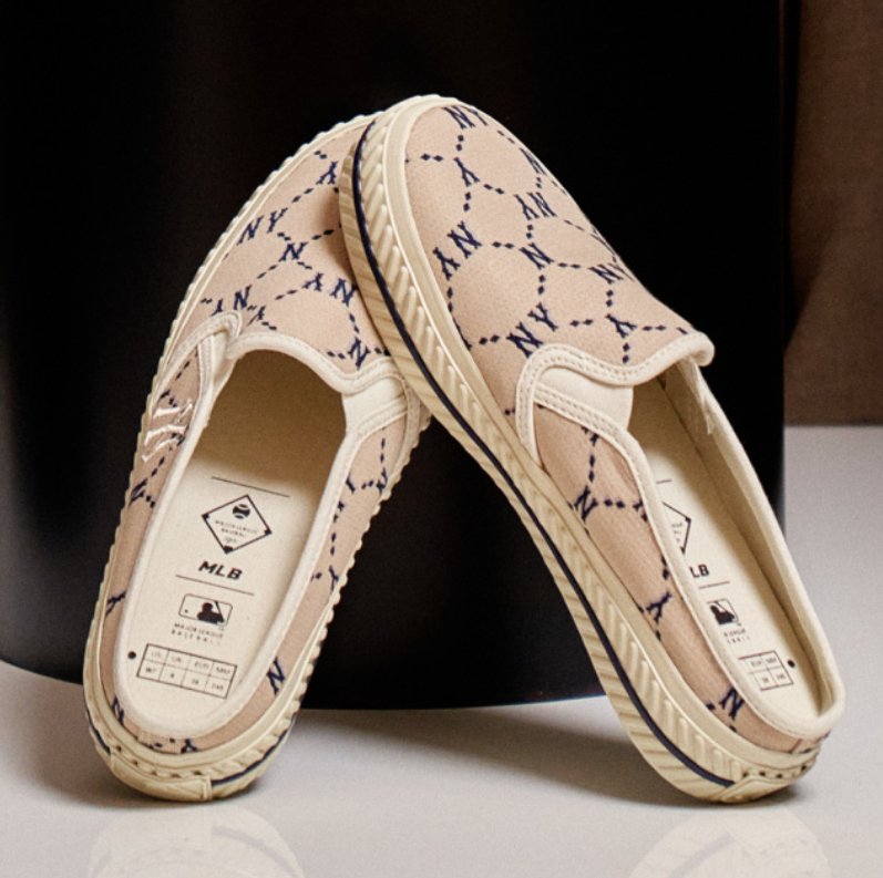 Giày MLB MULE DIA MONOGRAM Màu Beige [ 3AMUMDB2N 50BGS ]