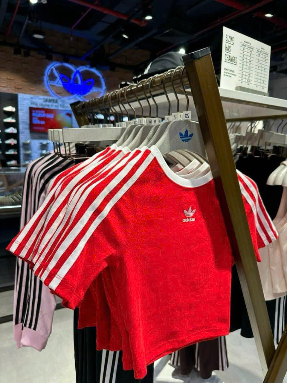 Áo Adidas Baby Tee 3 Sọc - Đỏ [ IP0665 ]