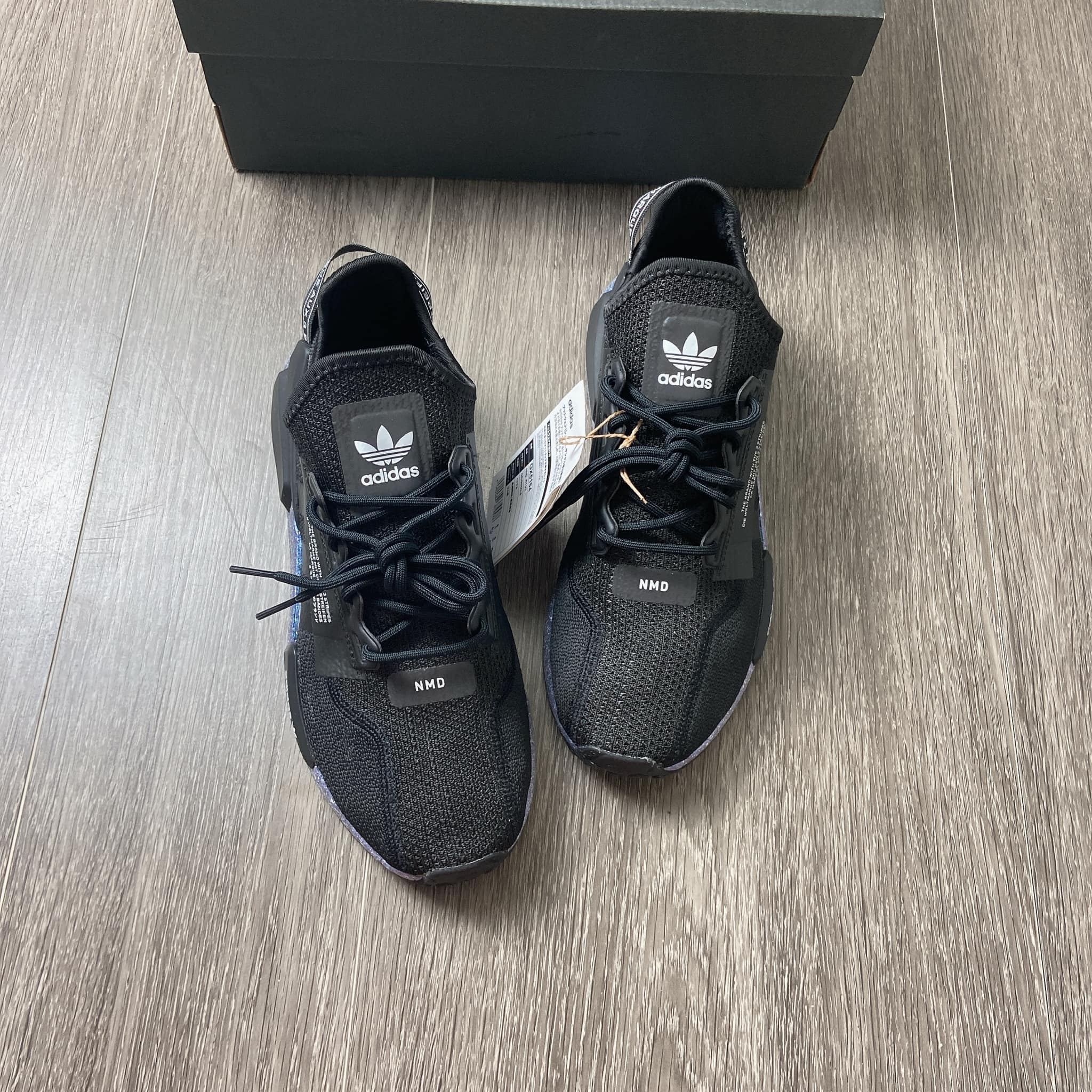 Giày Adidas NMD R1 V2 Black Speckled GX5164