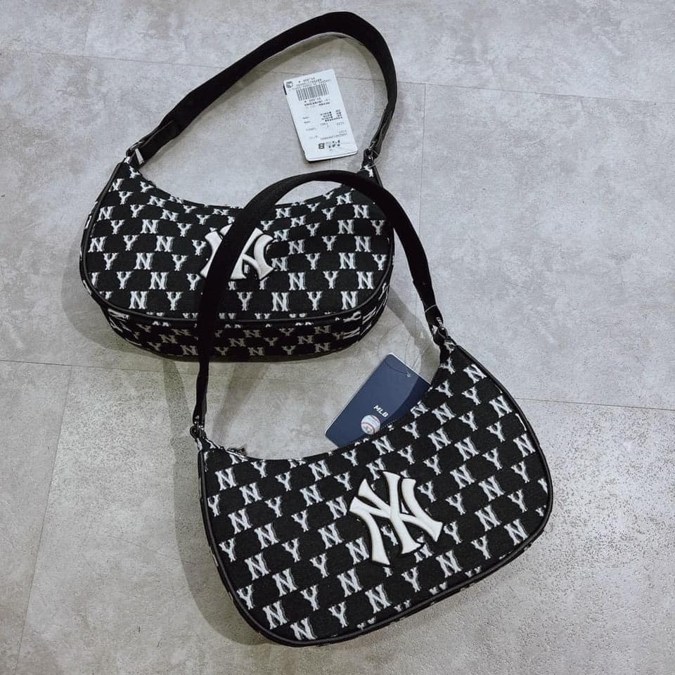 Túi MLB Monogram NY màu đen [ 3ABQS012N-50BKS ]