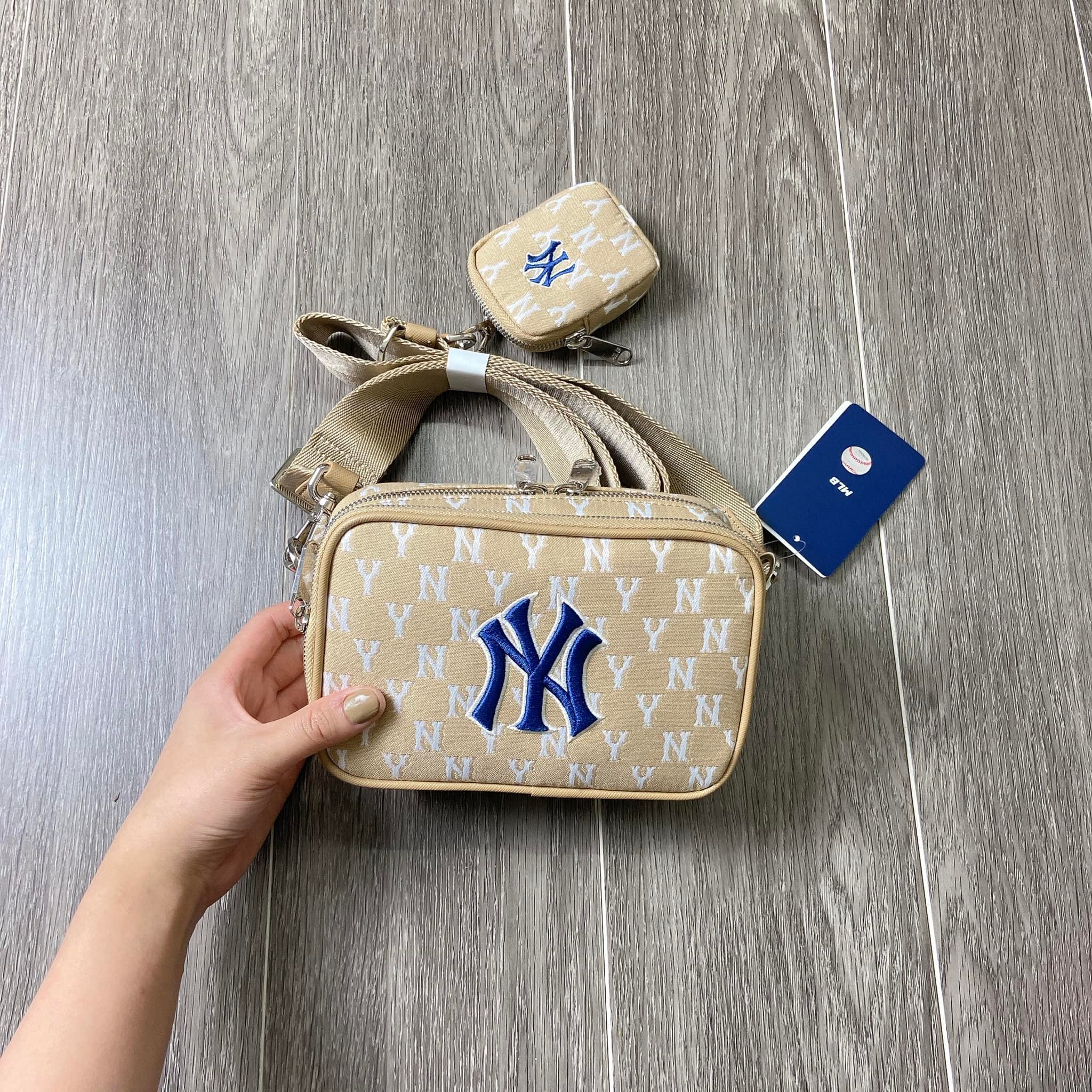 Túi MLB Monogram Jacquard Mini Crossbody Bag NY Yankees Màu Be [3ACRS022N 50BGD]