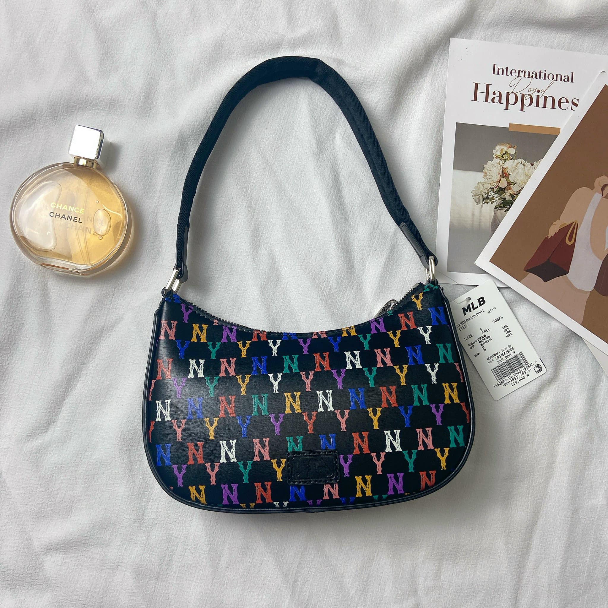 Túi MLB Monogram Hobo NY 3ABQS041N-50BKS