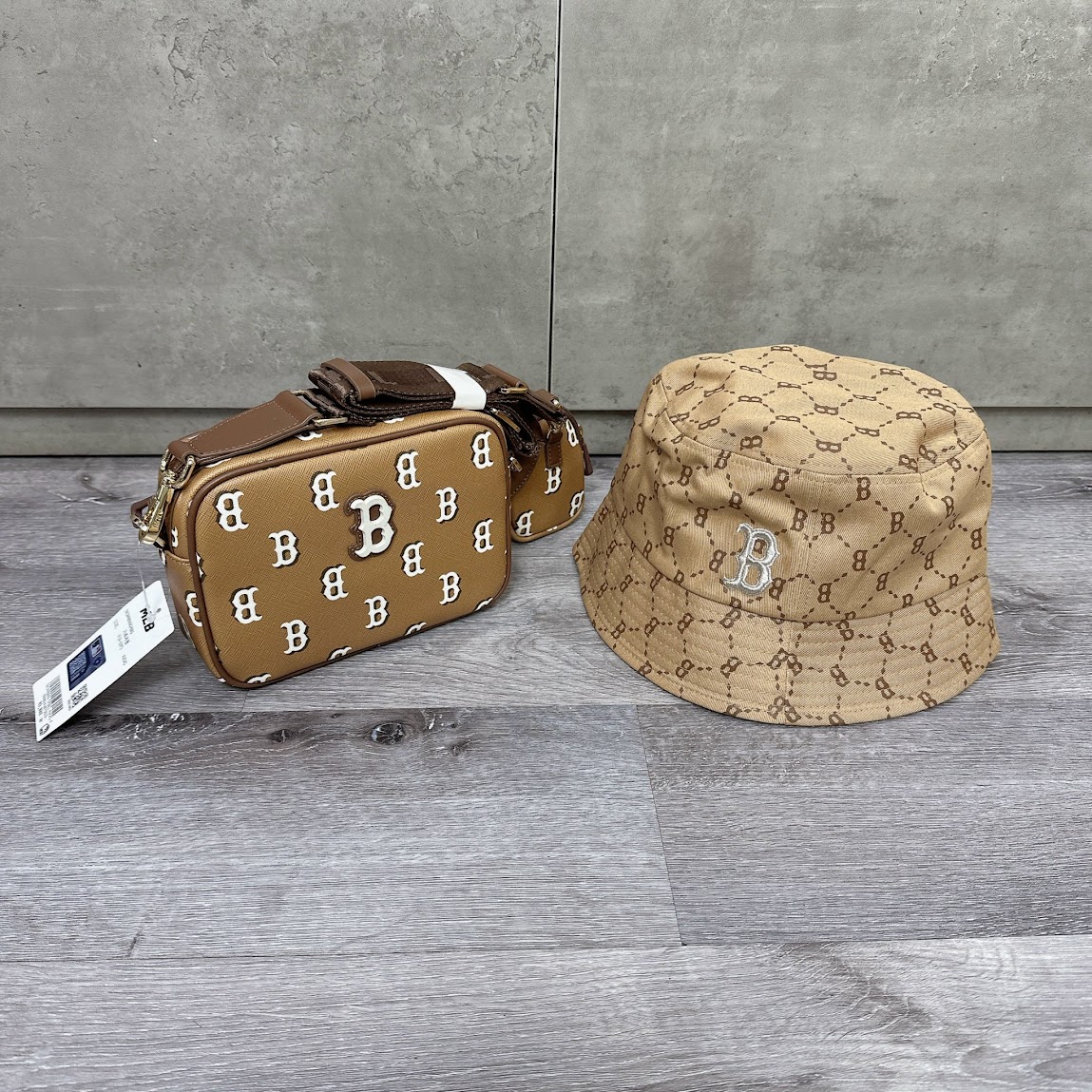 Mũ MLB Diamond Monogram Boston Red Sox [ 32CP38111-43B ]