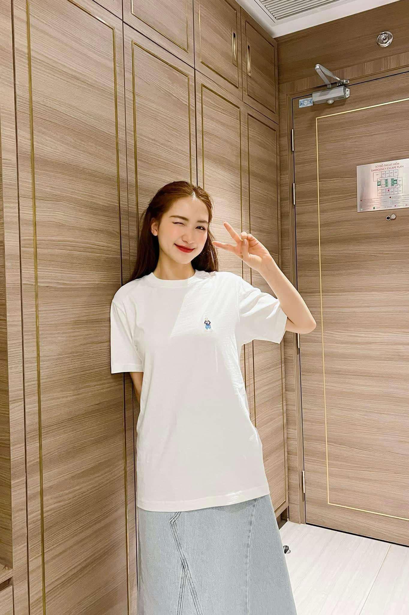 Set Áo WHO.A.U Californian Dream 2 Pack Crew Neck Regular [ WHRAE3791U-00 ]