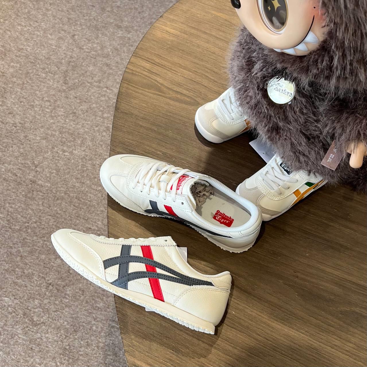 Giày Onitsuka Tiger Machu Racer Cream Black Red [ 1183B770-100 ]