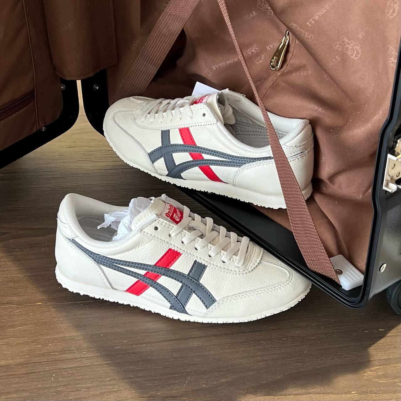 Giày Onitsuka Tiger Machu Racer Cream Black Red [ 1183B770-100 ]