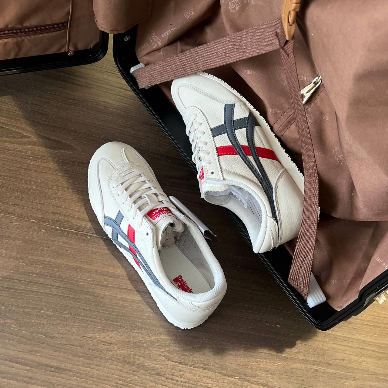 Giày Onitsuka Tiger Machu Racer Cream Black Red [ 1183B770-100 ]
