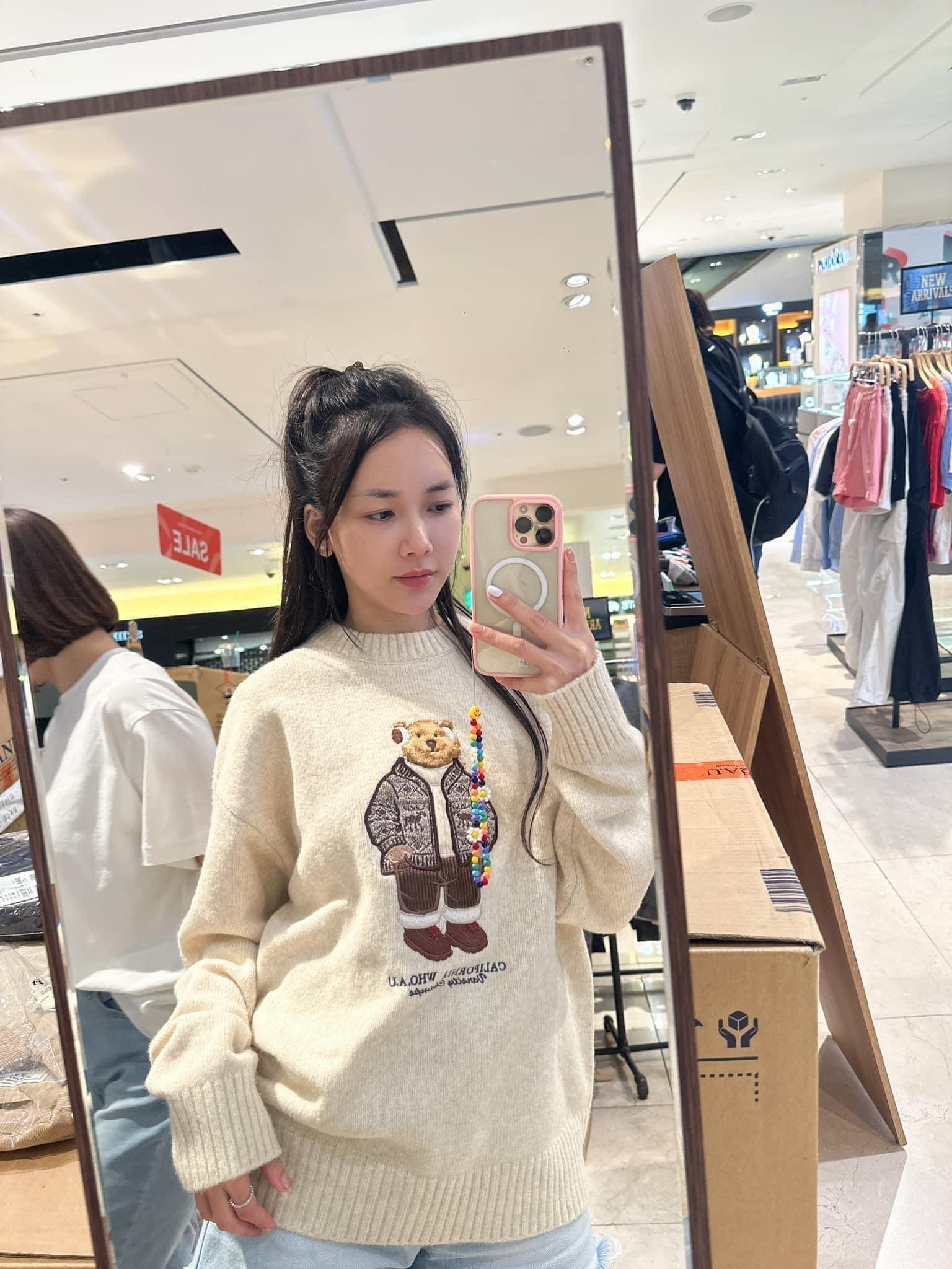 Áo Whoau Steve Premium Jagguard Sweater Beige [ WHADV11U-00 ]