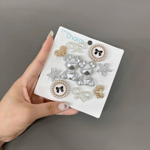 Combo 10 chiếc Jibbitz Crocs, Sticker Gắn Dép, Charm Bearbrick