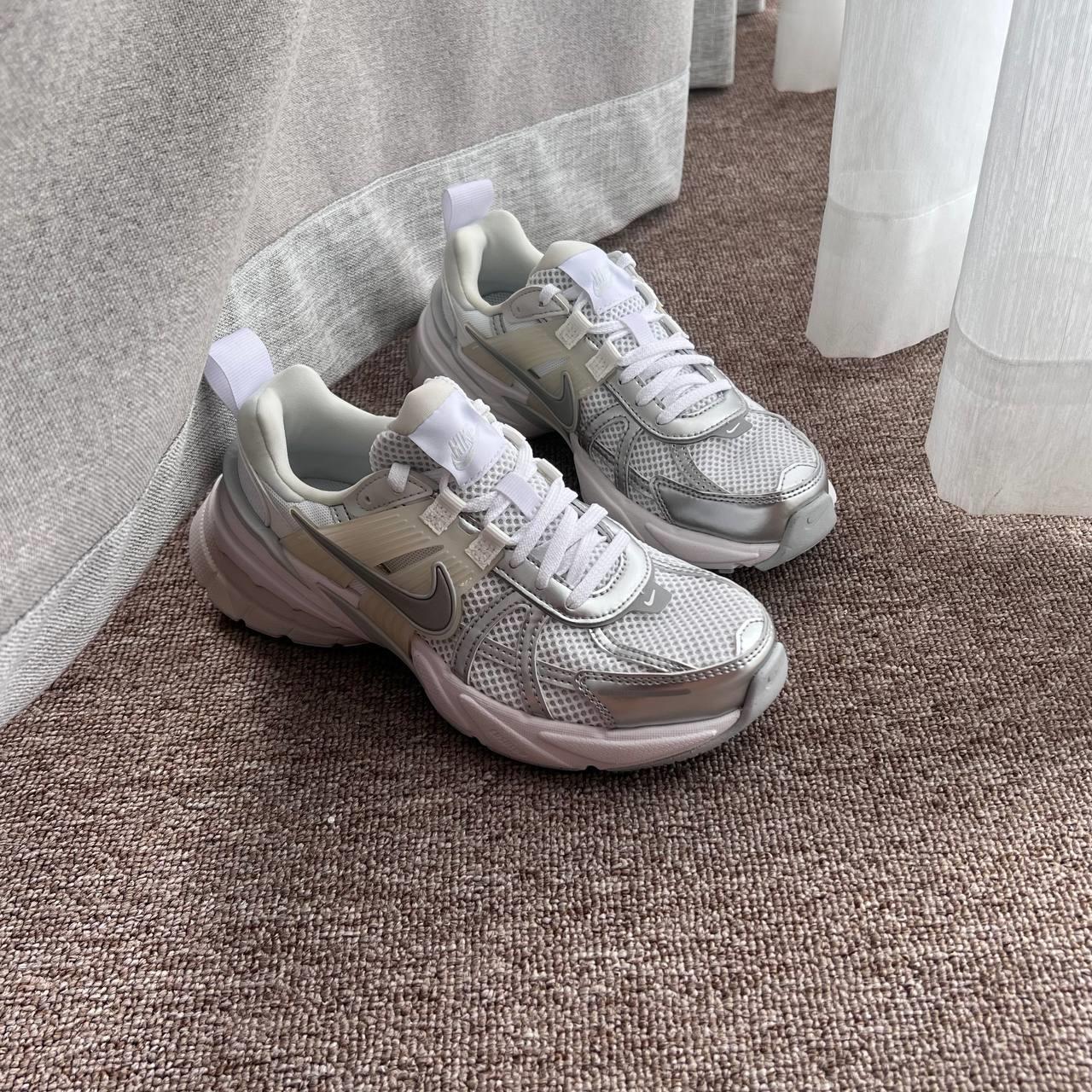 Giày Nike V2K Run Metallic Silver White [ FD0736 104 ]