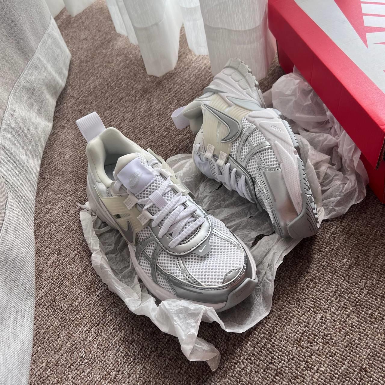 Giày Nike V2K Run Metallic Silver White [ FD0736 104 ]